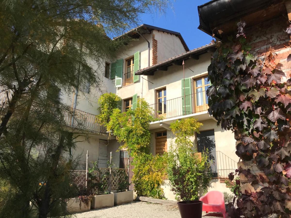 B&B Acaso Serralunga d'Alba Bagian luar foto